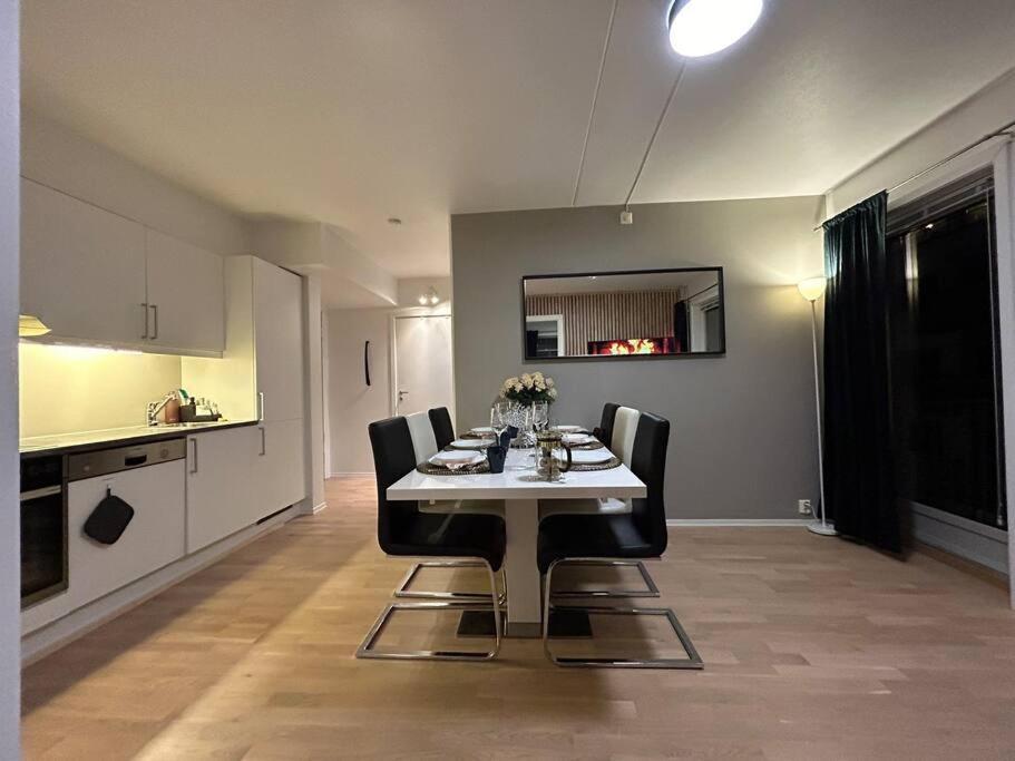 Lägenhet Cozy, Lux, 3br, Super Central, Family *